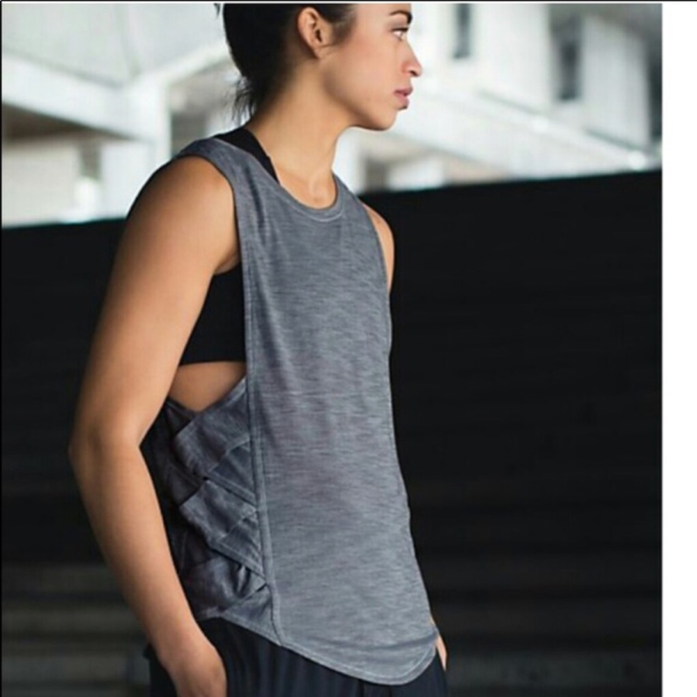 Lululemon Var-city tank heathered blue 6